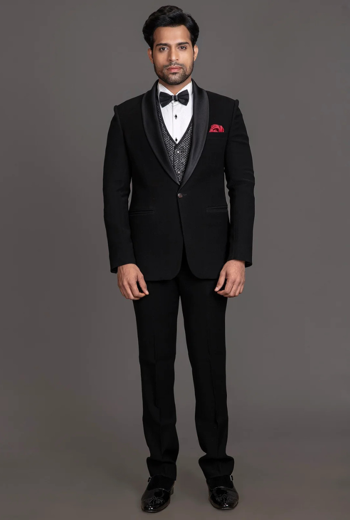 CLASSIC BLACK TUXEDO SUIT