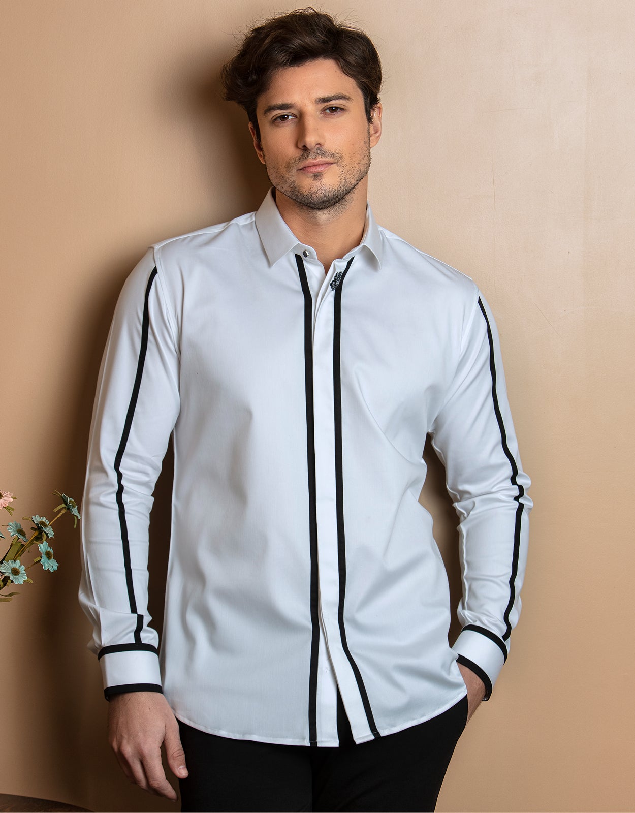 BLACK FLOWER MOTIF SHIRT