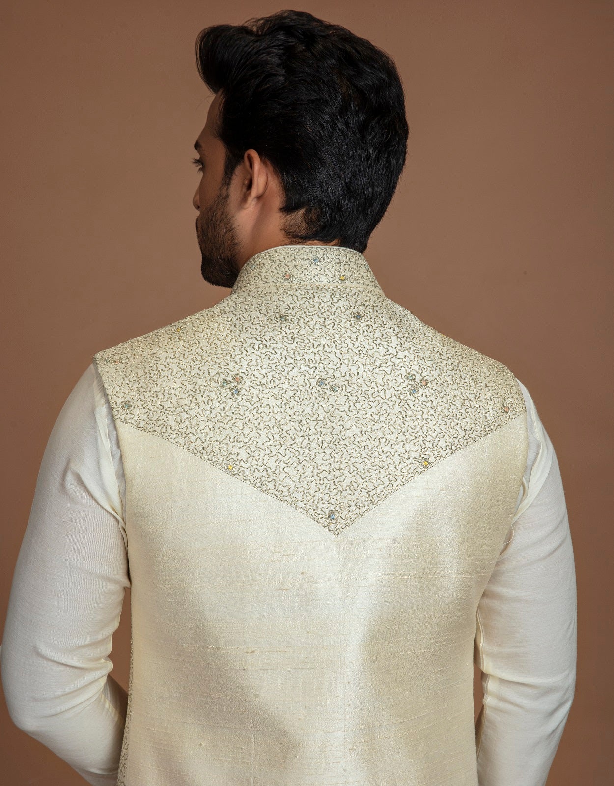 Classic Ivory Long Bundi Set