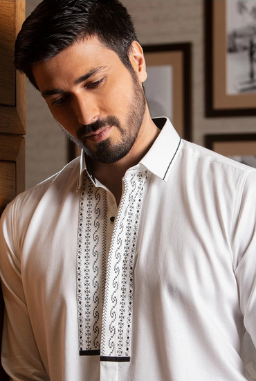 QUIRKY EMBROIDERY SHIRT