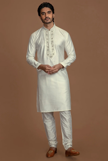 CLASSIC IVORY KURTA SET