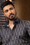 DIAMOND PATTERNED PRINT SHIRT
