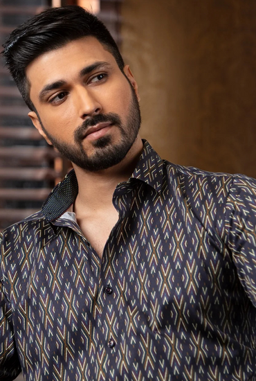 DIAMOND PATTERNED PRINT SHIRT