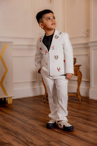 WHITE BOMBER JACKET