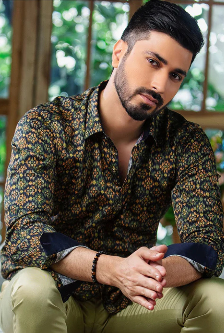 GEOMETRIC PRINT SHIRT