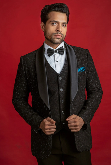 BLACK JACQUARD EMBROIDERED SUIT
