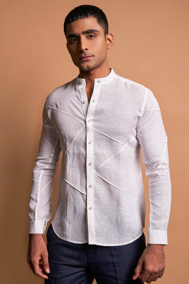 THE PLEETED WHITE SHIRT