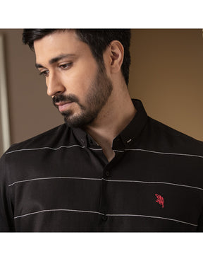 STRIPPED EMBROIDERY BLACK SHIRT